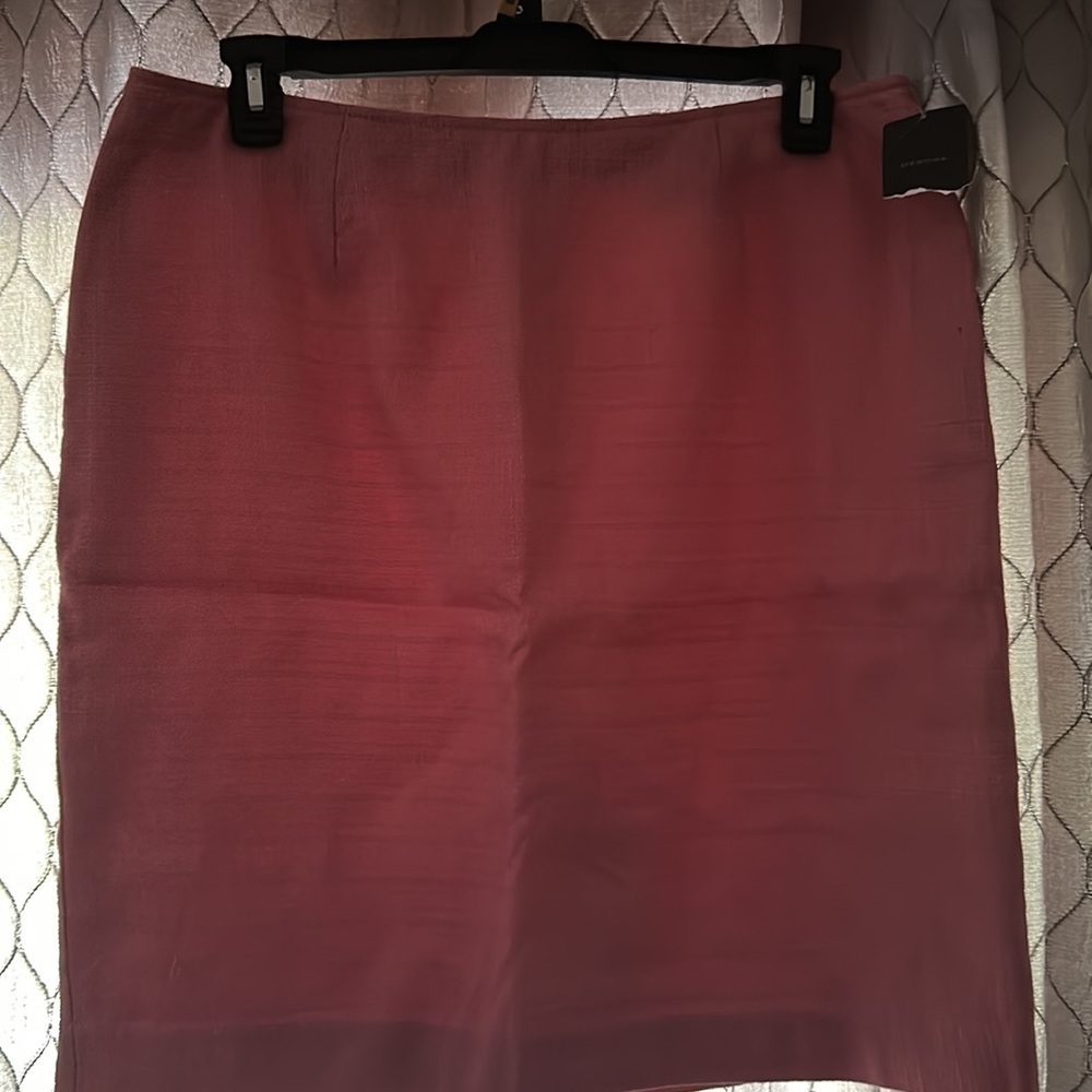 Pink skirt - Picture 2 of 3